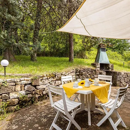 Pet Friendly In Castelnuovo Val Di Cec بيت للعطل كاستيلنوفو دي فال دي سيسينا