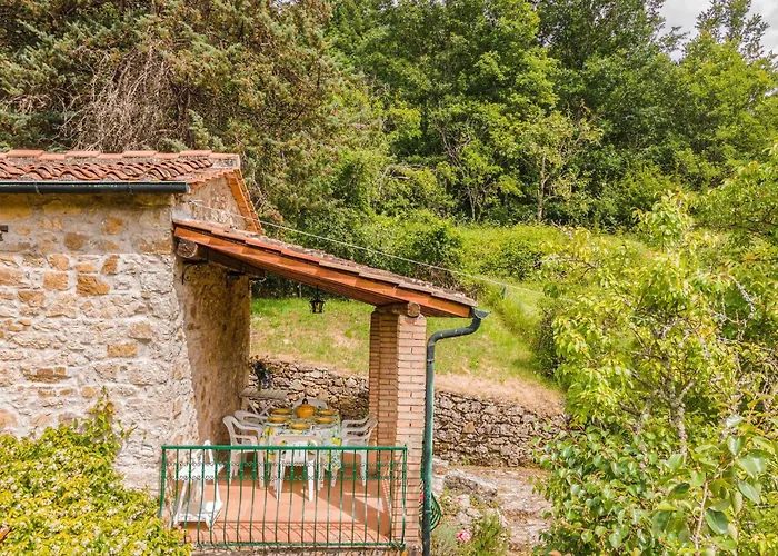 펜션 Awesome In Castelnuovo Val Di Cec