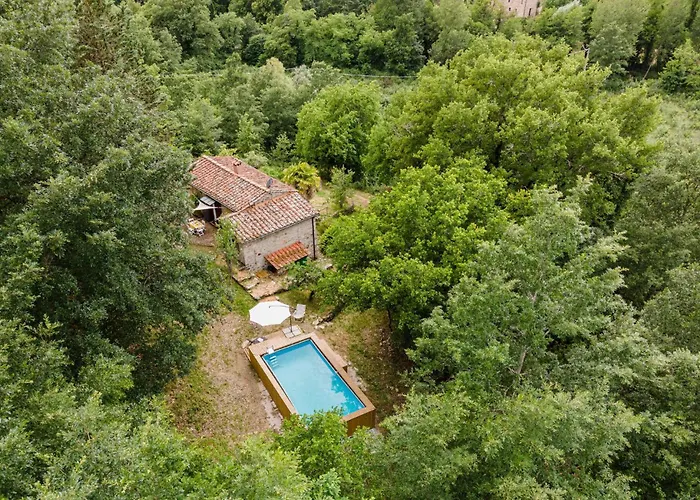 펜션 Awesome In Castelnuovo Val Di Cec *